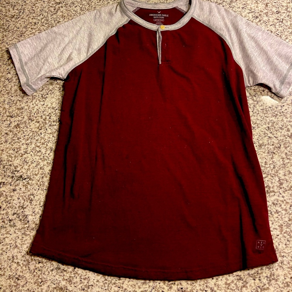 American Eagle Men’s shirt
